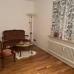 Apartamento Stylish 4-5 Flat Above Esslingen Old Town