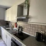 Stylish 4-5 Flat Above Esslingen Old Town Apartamento