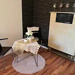 Stylish 4-5 Flat Above Esslingen Old Town Apartamento Esslingen am Neckar