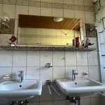 Stylish 4-5 Flat Above Esslingen Old Town Apartamento