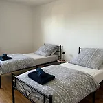 Stylish 4-5 Flat Above Esslingen Old Town Esslingen am Neckar