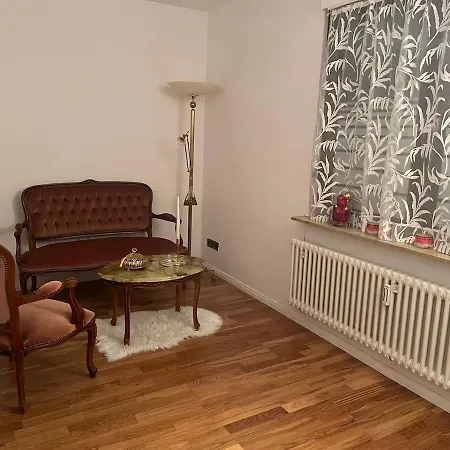 Daire Stylish 4-5 Flat Above Esslingen Old Town
