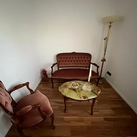 Apartamento Stylish 4-5 Flat Above Esslingen Old Town *