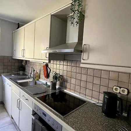 Stylish 4-5 Flat Above Esslingen Old Town Lejlighed