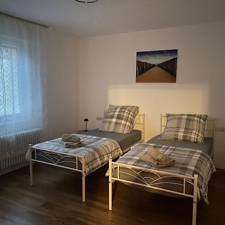 Stylish 4-5 Flat Above Esslingen Old Town Daire Esslingen am Neckar