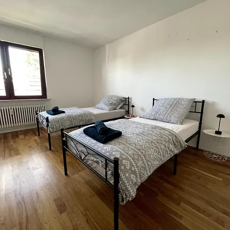 Daire Stylish 4-5 Flat Above Esslingen Old Town