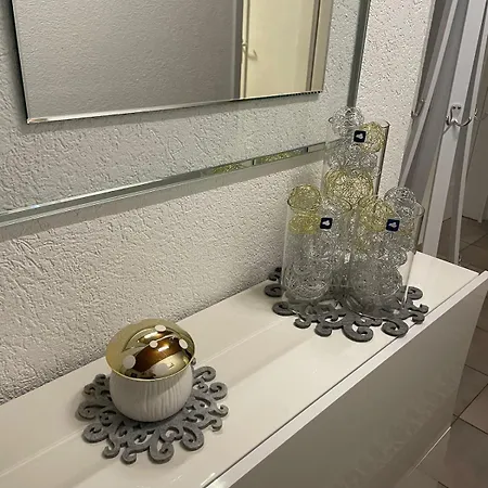 Stylish 4-5 Flat Above Esslingen Old Town Daire Esslingen am Neckar