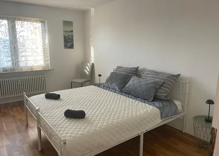 Appartement Stylish 4-5 Flat Above Esslingen Old Town