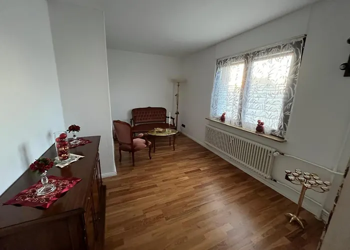 Appartement Stylish 4-5 Flat Above Esslingen Old Town Esslingen am Neckar